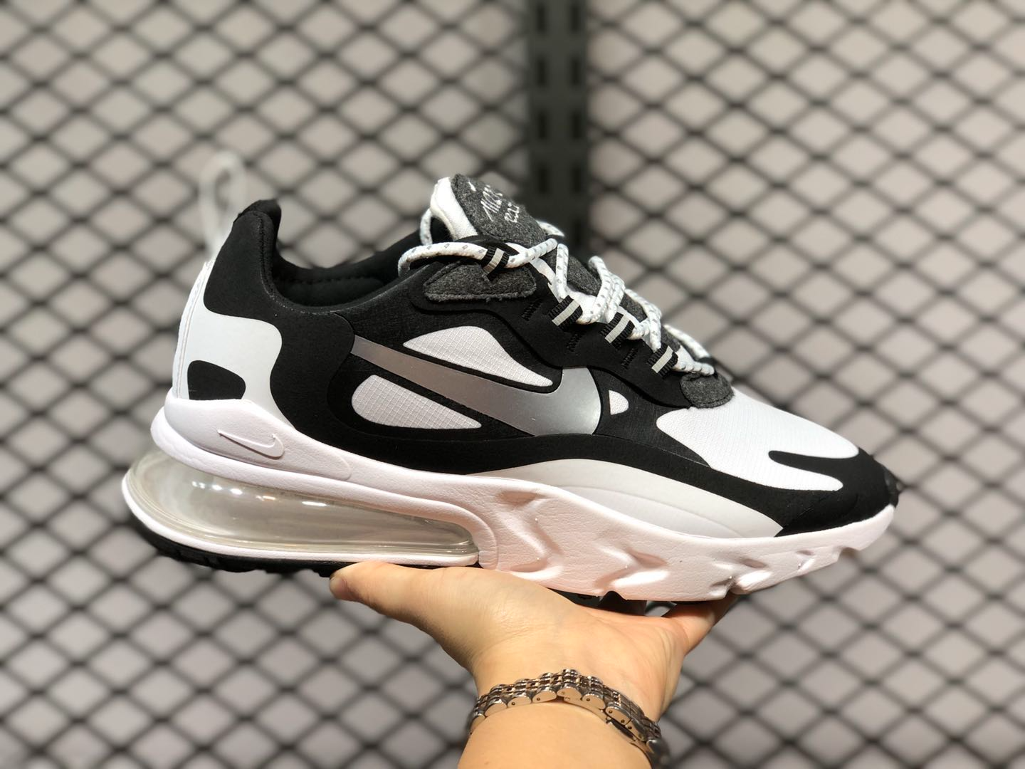Giày Nike Wmns Air Max 270 'React White Light Black' CQ4805-101 - Ảnh 4