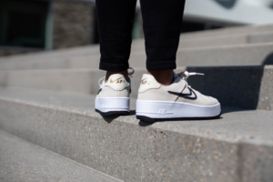 Giay Nike Air Force 1 Sage Low LX 'Light Cream' CI3482-200
