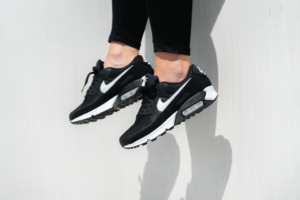 Alternative view of Giày Nike Wmns Air Max 90 'Black White' CQ2560-001