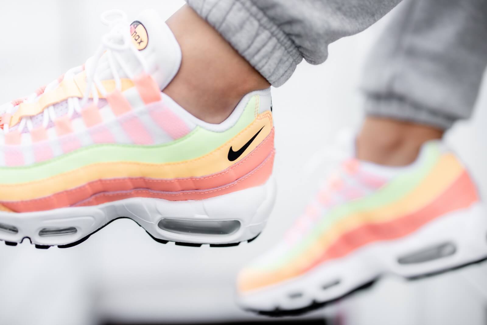 Giày Nike Wmns Air Max 95 'Melon Tint' CZ5659-600 - Ảnh 4