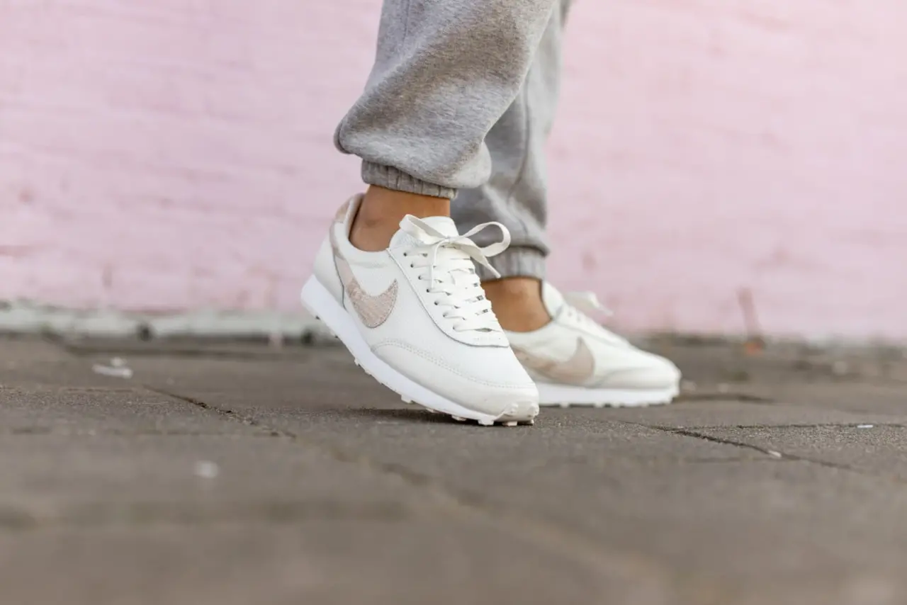 Alternative view of Giày Nike Wmns Daybreak 'Sail Snakeskin' DH4262-100
