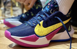 Alternative view of Giày Nike Zoom Freak 2 PE GS 'Superstitious' CT4592-400