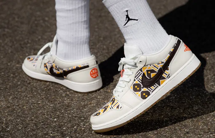 Alternative view of Giày Nike Air Jordan 1 Low Quai54 CZ4155-100
