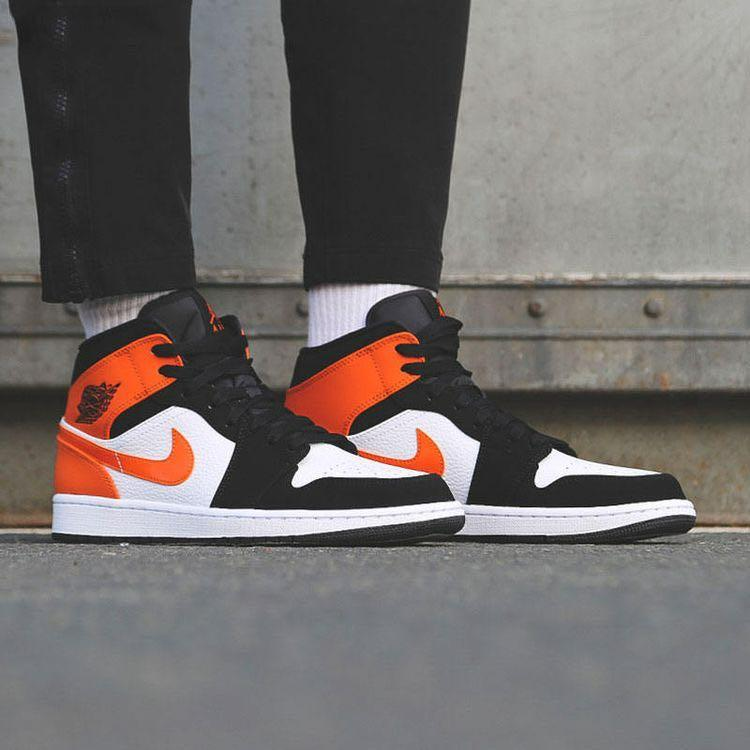 Giày Nike Air Jordan 1 Mid 'Shattered Backboard' 554724-058 - Ảnh 2