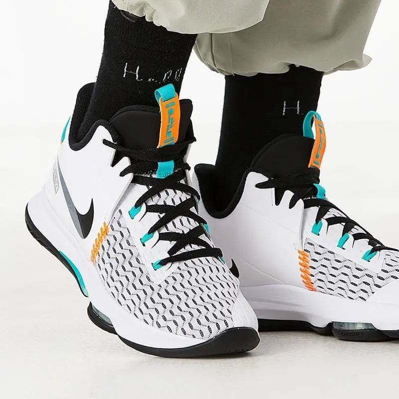 Alternative view of Giày Nike LeBron Witness 5 EP 'Clear Jade' CQ9381-100