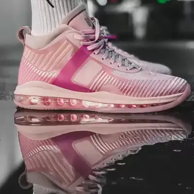 Alternative view of Giày Nike John Elliott x LeBron Icon 'Tulip Pink' AQ0114-600
