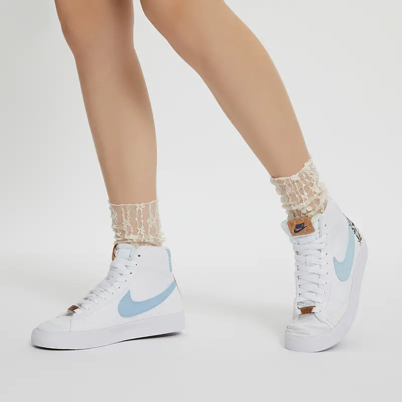 Alternative view of Giày Nike Wmns Blazer Mid '77 SE 'Indigo' DC9265-100