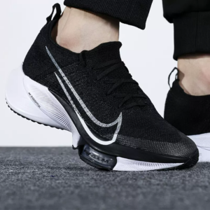 Alternative view of Giày Nike Air Zoom Tempo NEXT% Flyknit 'Black White' CI9923-005