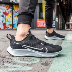 Alternative view of Giày Nike Air Zoom Pegasus 37 Shield 'Black Pure Platinum' CQ7935-002