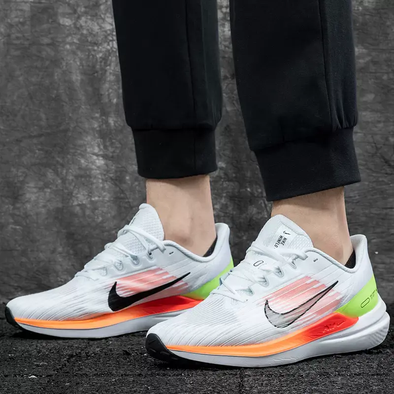 Giay Nike Air Winflo 9 'White Bright Crimson' DD6203-100