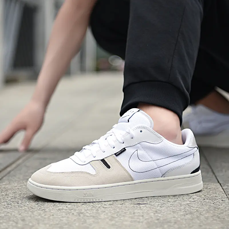 Alternative view of Giày Nike Squash Type 'Summit White' CJ1640-100