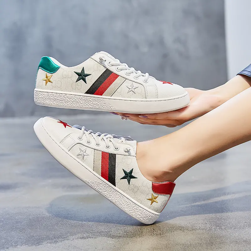 Alternative view of Giày Gucci Ace 'Stars' 454562-DOP50-9076