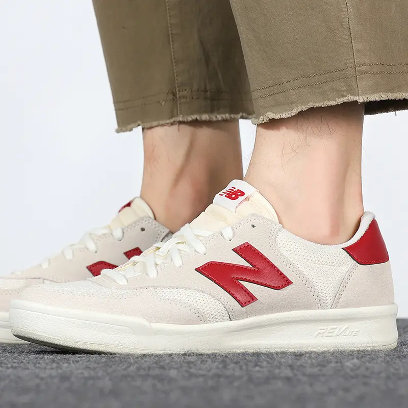 Alternative view of Giày New Balance 300 Wine Red Gray CRT300G1
