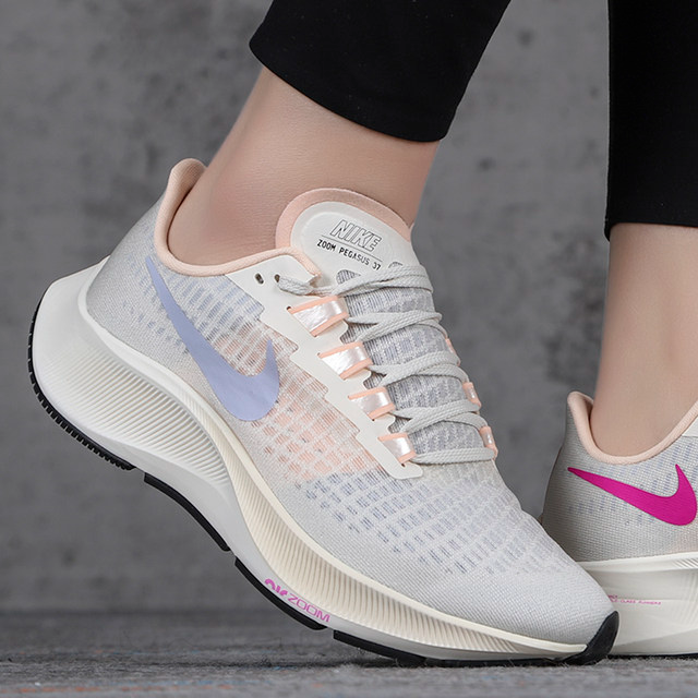 Giày Nike Wmns Air Zoom Pegasus 37 'Pale Ivory' BQ9647-102 - Ảnh 3