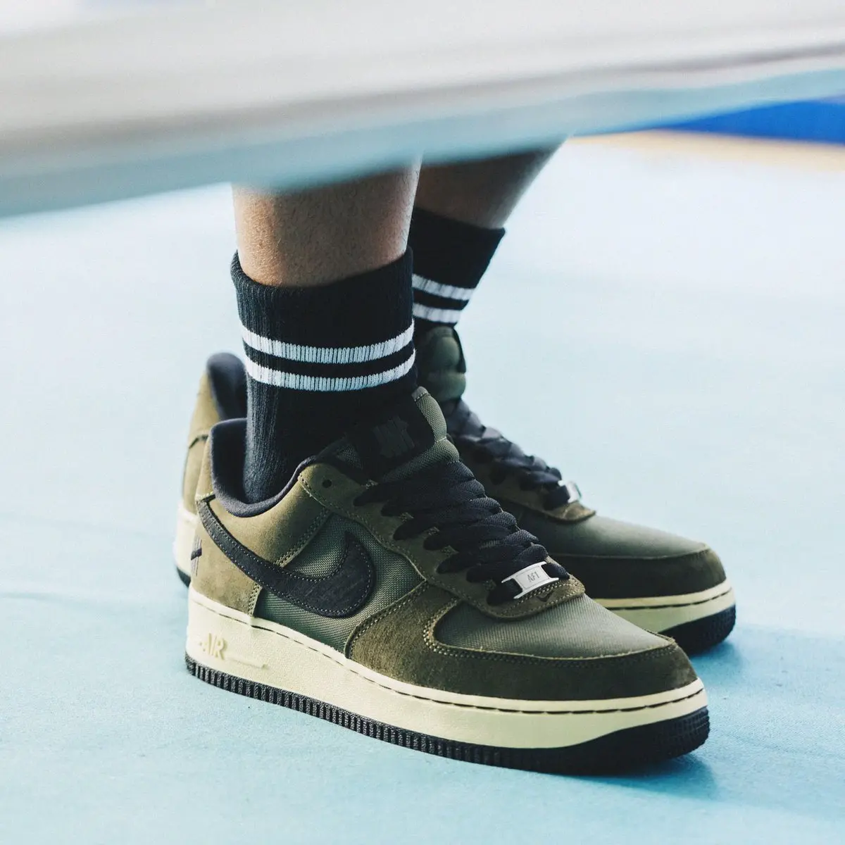 Alternative view of Giày Nike Undefeated x Air Force 1 Low SP 'Ballistic' DH3064-300