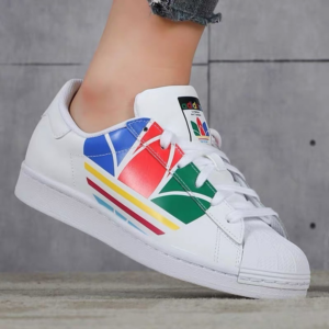 Alternative view of Giày Adidas Superstar Pure 'Colorful Trefoil Cloud White' FU9519