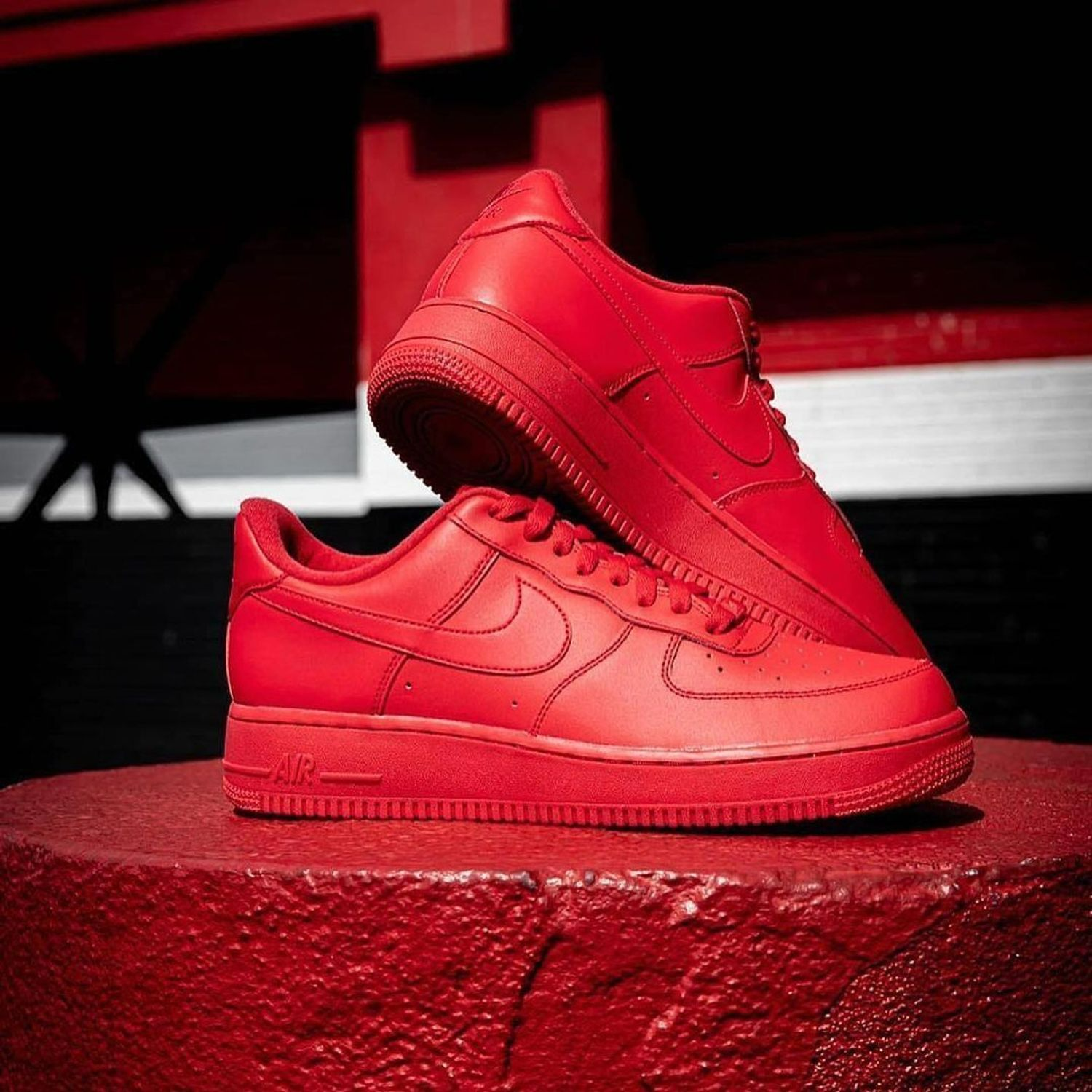 Giày Nike Air Force 1 Low '07 LV8 1 'Triple Red' CW6999-600 - Ảnh 2