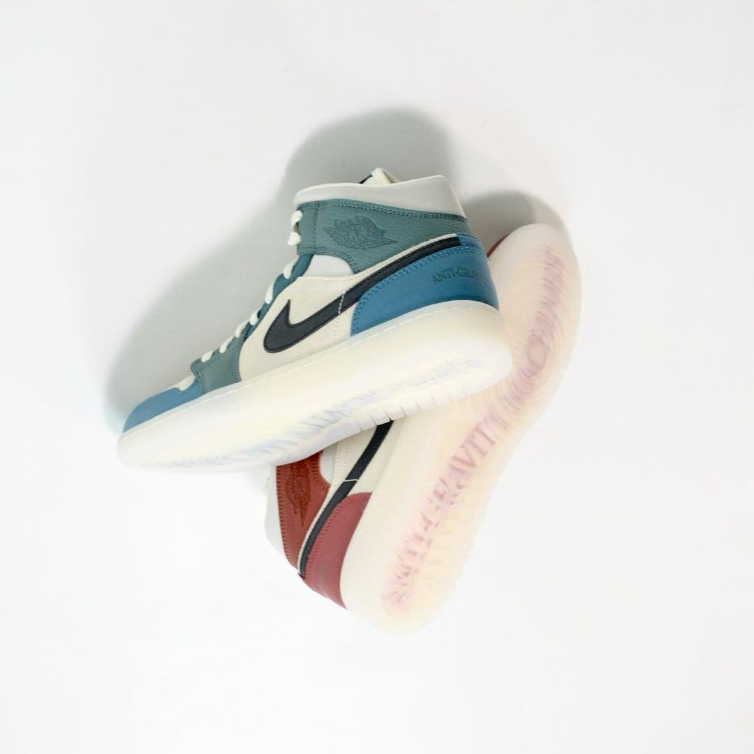 Giày Nike Wmns Air Jordan 1 Mid 'Anti Gravity Machines' DM9601-200 - Ảnh 5