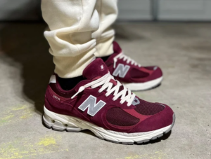 Alternative view of Giày New Balance 2002R 'Bordeaux' M2002RHA