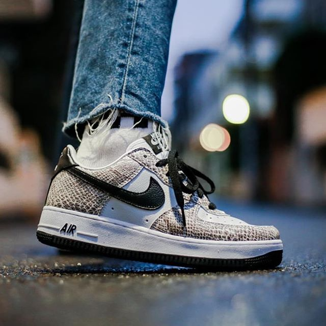 Giay Nike Air Force 1 Low Retro 'Cocoa Snake' 845053-104