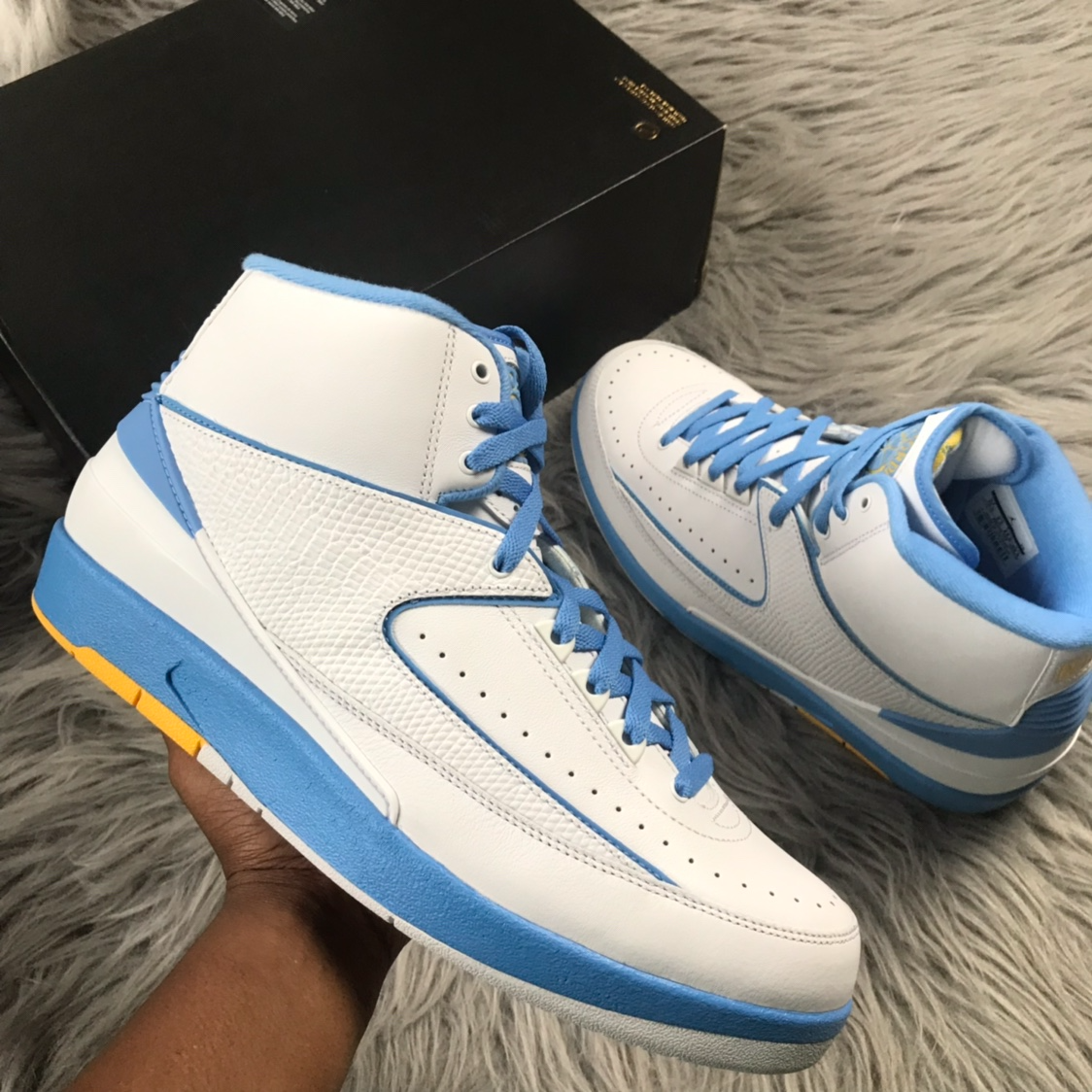 Giày Nike Air Jordan 2 Retro 2018 'Melo' 385475-122 - Ảnh 5