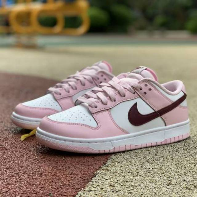 Giày Nike Dunk Low GS 'Pink Foam' CW1590-601 - Ảnh 3