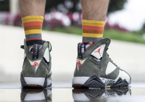 Alternative view of Giày Nike Patta x Air Jordan 7 Retro SP 'Icicle' AT3375-100