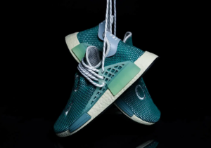 Alternative view of Giày Adidas Pharrell x NMD Human Race 'Dash Green' Q46466