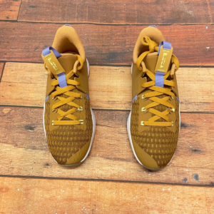Giay Nike LeBron Witness 5 GS 'Wheat' CT4629-700