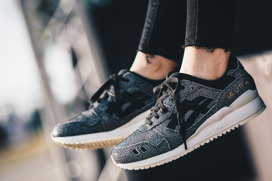 Giày Asics Wmns Gel Lyte 3 'Black Stingray' HL7E5-9090 - Ảnh 7