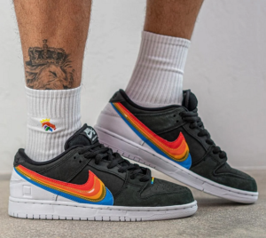 Giay Nike Polaroid x Dunk Low SB 'Black' DH7722-001