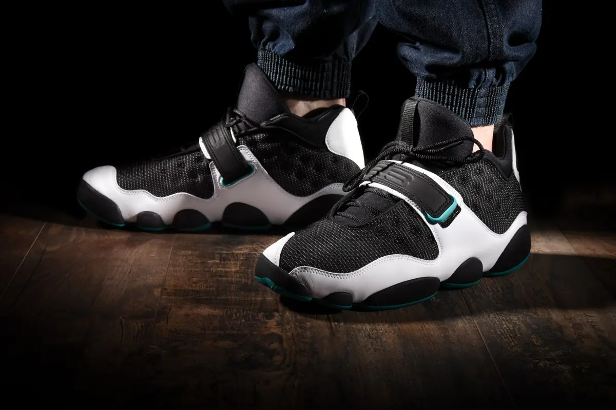 Giày Nike Jordan Black Cat 'Black Turbo Green' AR0772-003 - Ảnh 5