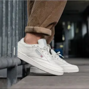 Alternative view of Giày Reebok Club C 85 'White Denim' DV3894