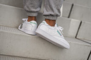 Alternative view of Giày Reebok Club C 85 'White Glen Green' FX3874