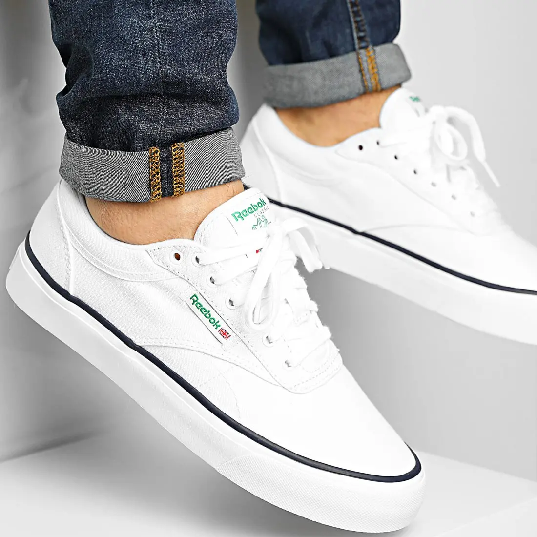 Alternative view of Giày Reebok Club C Coast 'White' FY5597