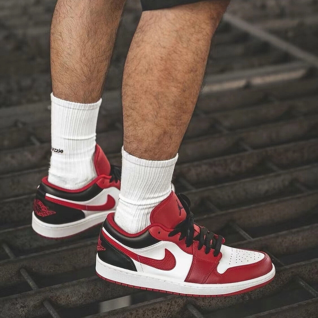 Giày Nike Air Jordan 1 Low GS 'Reverse Black Toe' 553560-163 - Ảnh 3