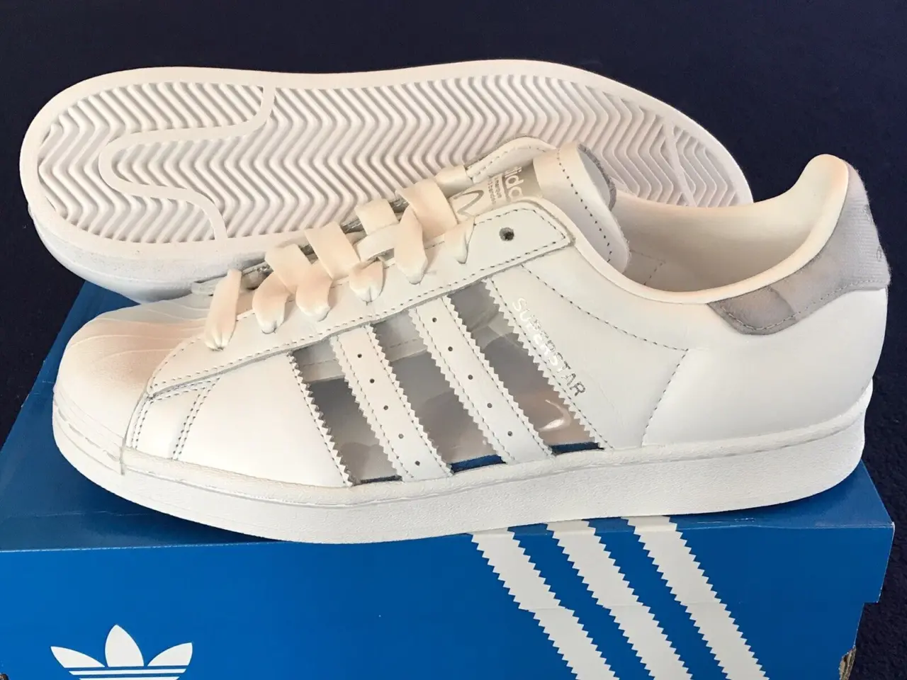 Alternative view of Giày Adidas SuperStar 'Cloud White' FX6069