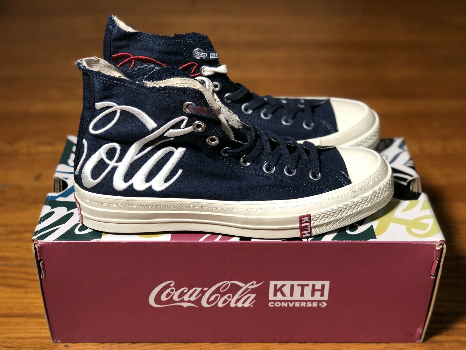 Giày Converse Kith x Coca-Cola x Chuck 70 Hi 'France' 162988C - Ảnh 2