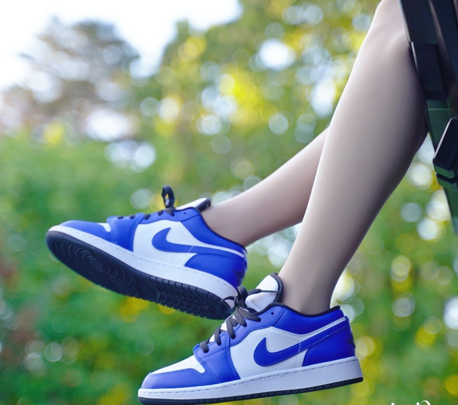 Giày Nike Air Jordan 1 Low 'Game Royal' 553558-124 - Ảnh 2