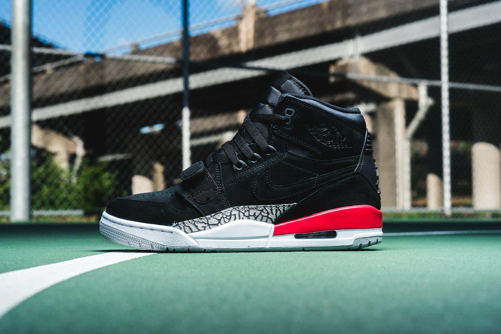 Giày Nike Jordan Legacy 312 'Black Suede' AV3922-060 - Ảnh 5