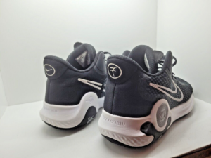 Giay Nike KD Trey 5 IX 'Black And White' CW3400-002