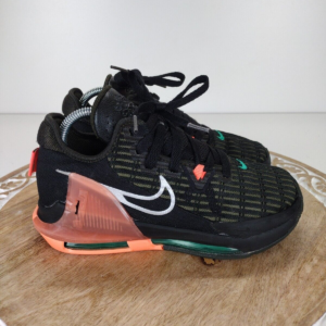Giay Nike LeBron Witness 6 GS 'Black Crimson Pulse' DD0423-001