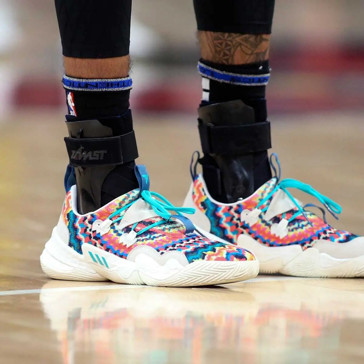 Alternative view of Giày Adidas Trae Young 1 'Tie-Dye' GY0295