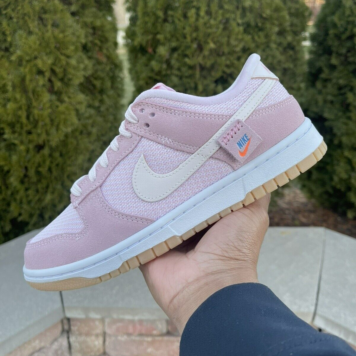 Giày Nike Wmns Dunk Low 'Teddy Bear Light Soft Pink' DZ5318-640 - Ảnh 2