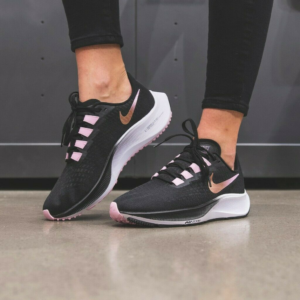 Alternative view of Giày Nike Wmns Air Zoom Pegasus 37 'Black Light Arctic Pink' BQ9647-007