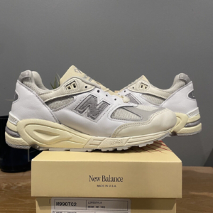 Alternative view of Giày New Balance 990v2 'MiUSA Sea Salt' M990TC2