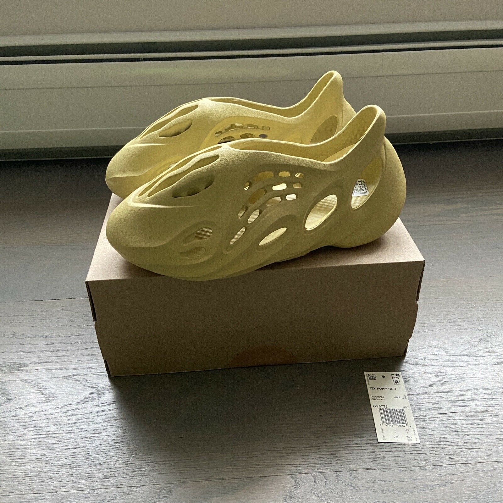 Dép Adidas Yeezy Foam RNNR Sulfur GV6775 - Ảnh 6