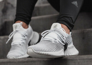 Alternative view of Giày Adidas AlphaBounce Instinct J B42269