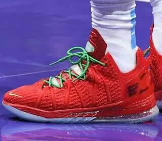 Alternative view of Giày Nike LeBron 18 'X-Mas In LA' DB8148-601