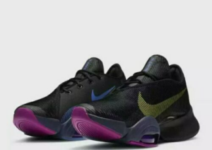 Alternative view of Giày Nike Air Zoom SuperRep 2 'Black Red Plum' CU5925-010